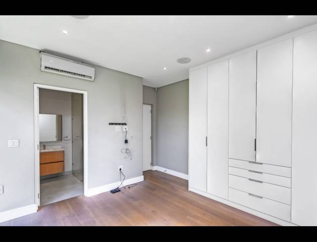 5 BEDROOM CLUSTER FOR SALE IN MORNINGSIDE
